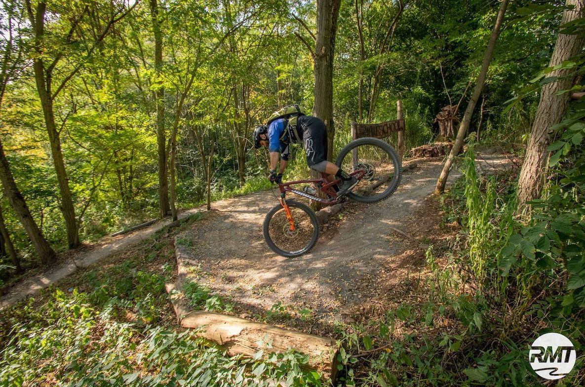 Experten Fahrtechnik Kurs in Hamburg - Harburger Berge Norden - Rock my Trail MTB und eBike Bikeschule