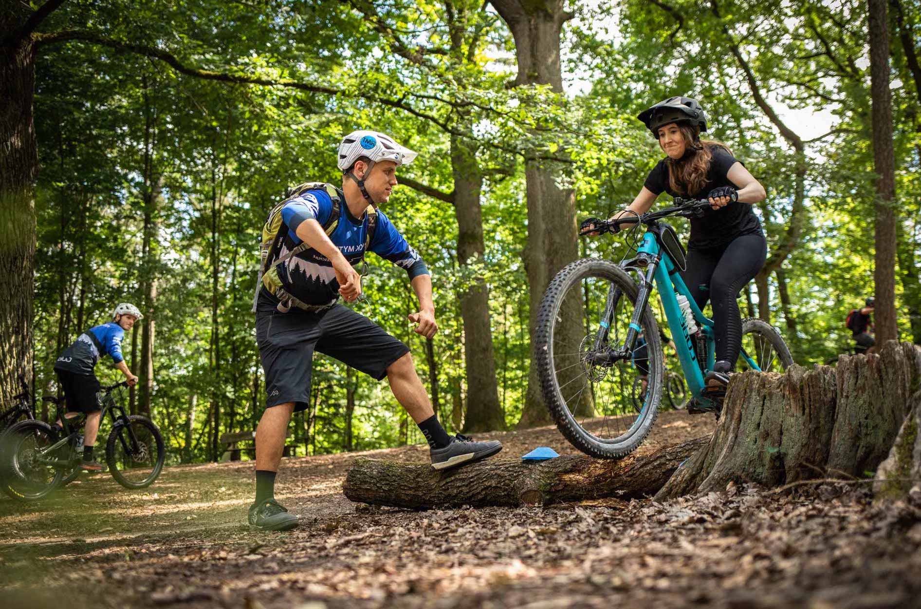 MTB Fahrtechnik Kurs für Einsteiger in Regensburg - Bayern - Mountainbike Basic - Rock my Trail Bikeschule