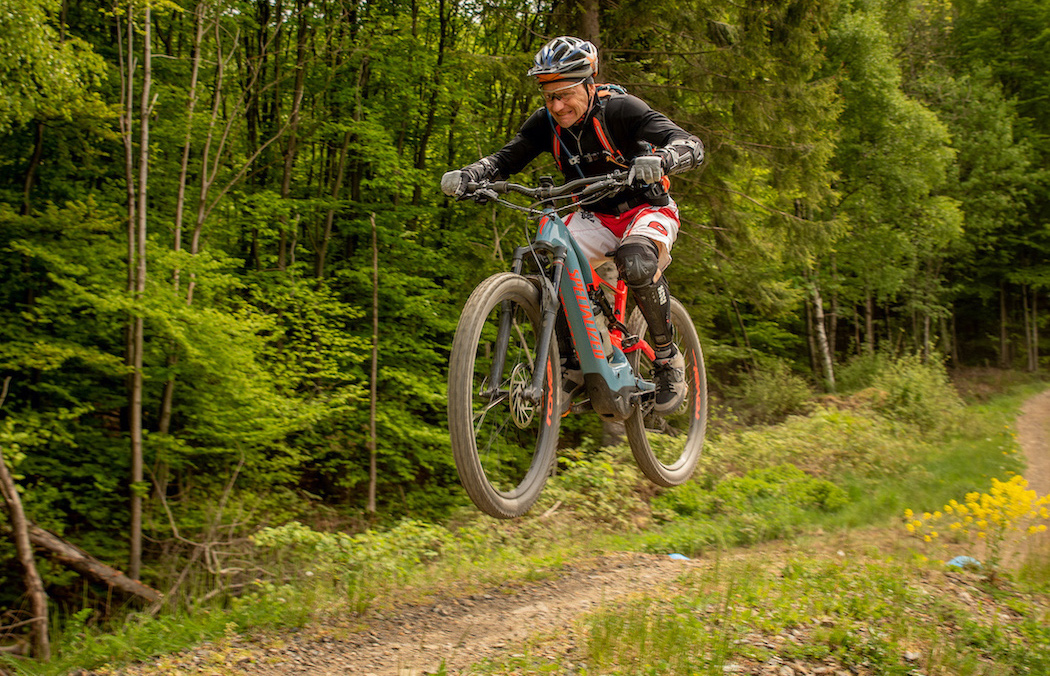 MTB Sprung & Drop Kurs im Trailpark Erbeskopf - Fahrtechnik Training Rock my Trail Bikeschule
