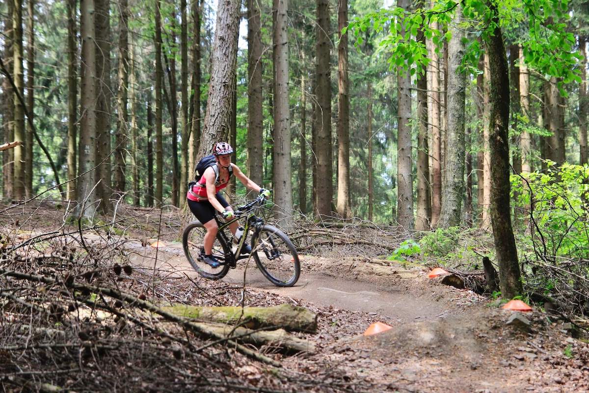 Mountainbike Frauen Kurs in Nürnberg - Rock my Trail Fahrtechnik Bikeschule