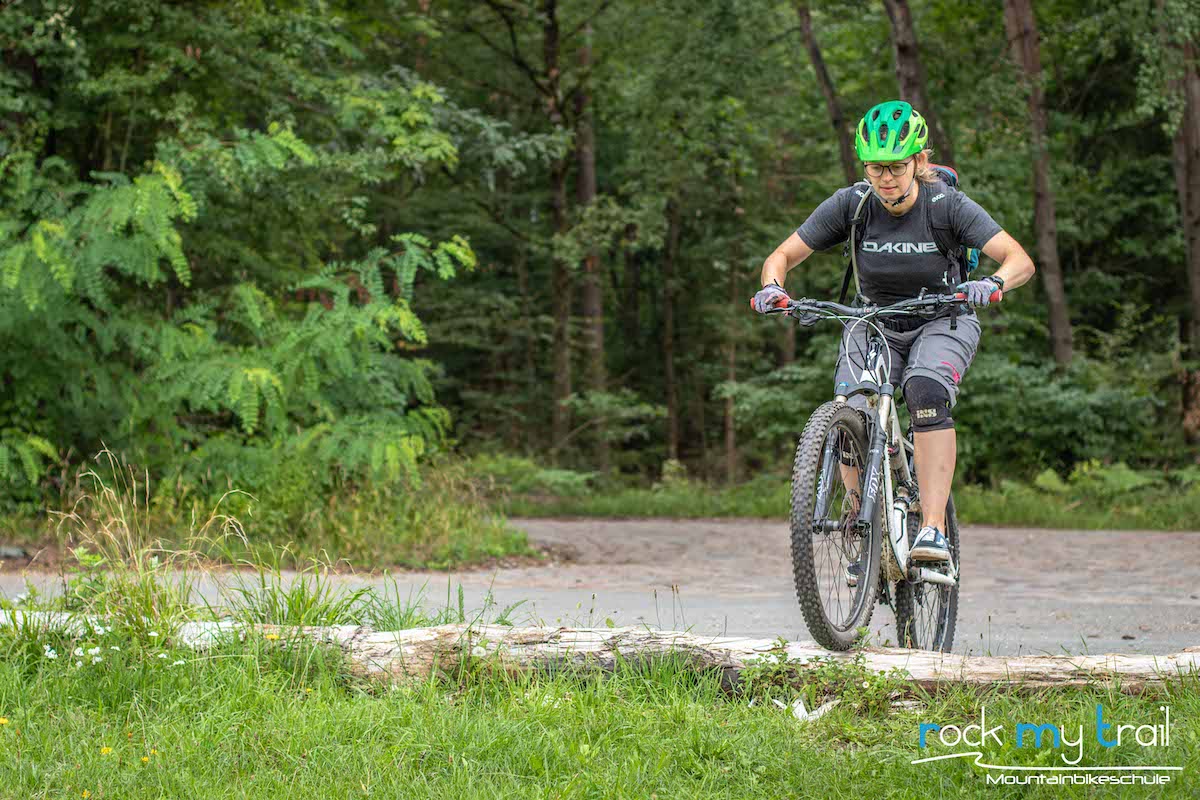 Mountainbike Frauen Kurs in Nürnberg - Rock my Trail Fahrtechnik Bikeschule