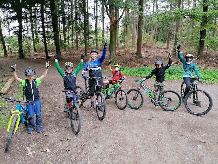 Mountainbike Kinder Kurs in Frankfurt | Taunus - 8-12 Jahre Kids - Rock my Trail Fahrtechnik Bikeschule