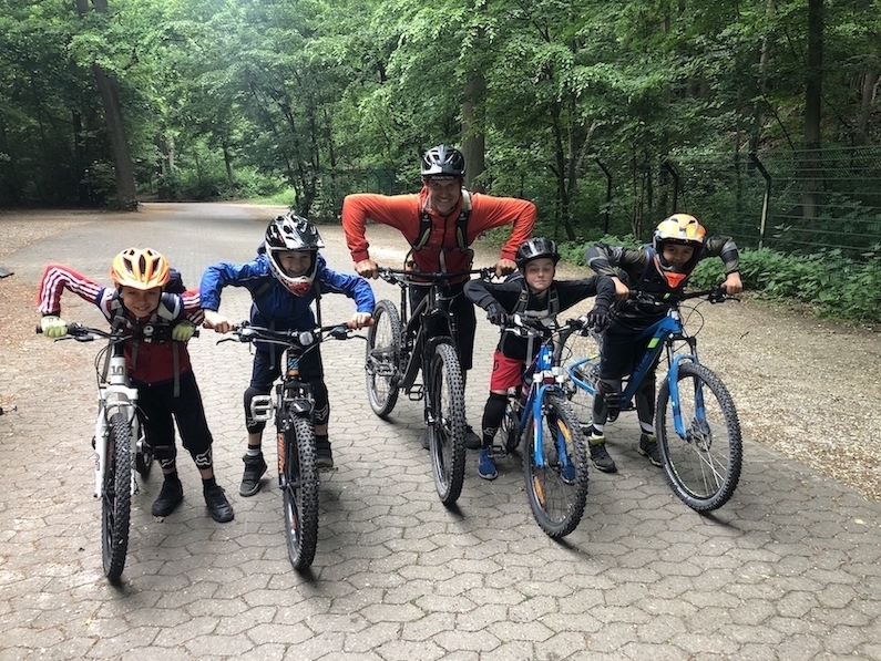 Mountainbike Kinder Kurs in Sasbachwalden - 8-12 Jahre Kids - Rock my Trail Fahrtechnik Bikeschule