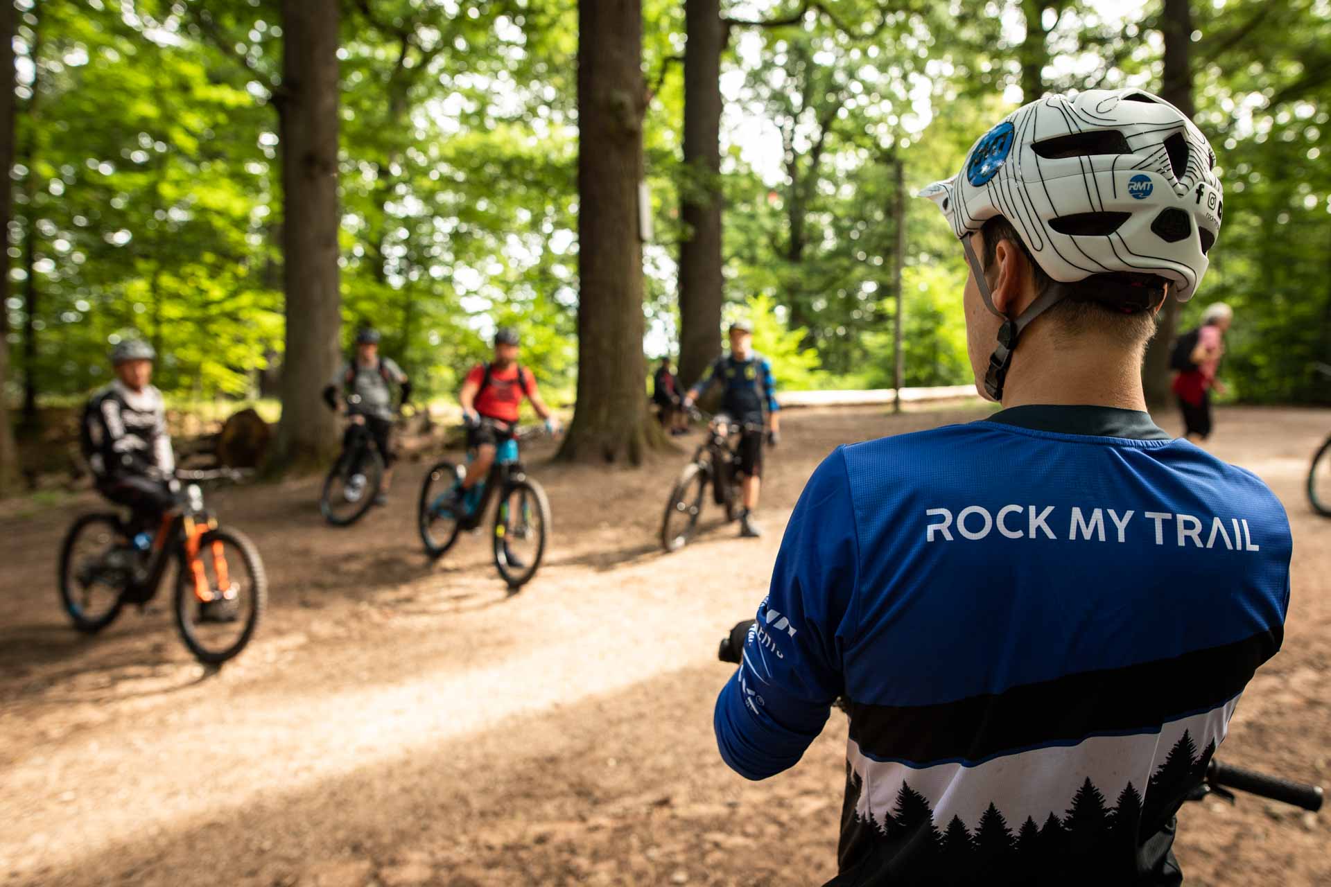 eBike Test Erlebnis eMountainbike fahren probieren Gummersbach NRW Trainer eMTB testen Rock my Trail Bikeschule
