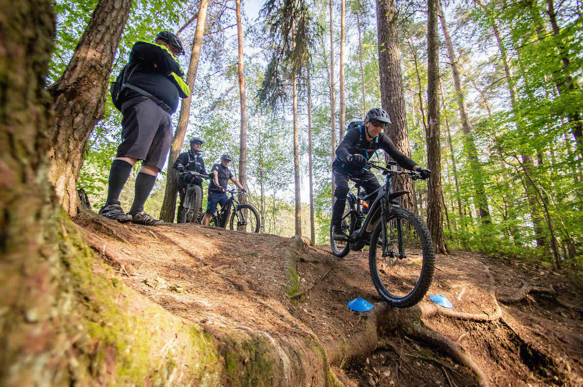 eMTB Fortgeschritten Fahrtechnik Kurs Pforzheim - Mountainbike Training - Rock my Trail Bikeschule GmbH