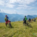 AlpenCross mit vielen Single Trails TransAlp Route Klassiker Füssen Garmisch Riva Gardasee Rock my Trail 2 Level Tour40 1 - Rock my Trail Bikeschule