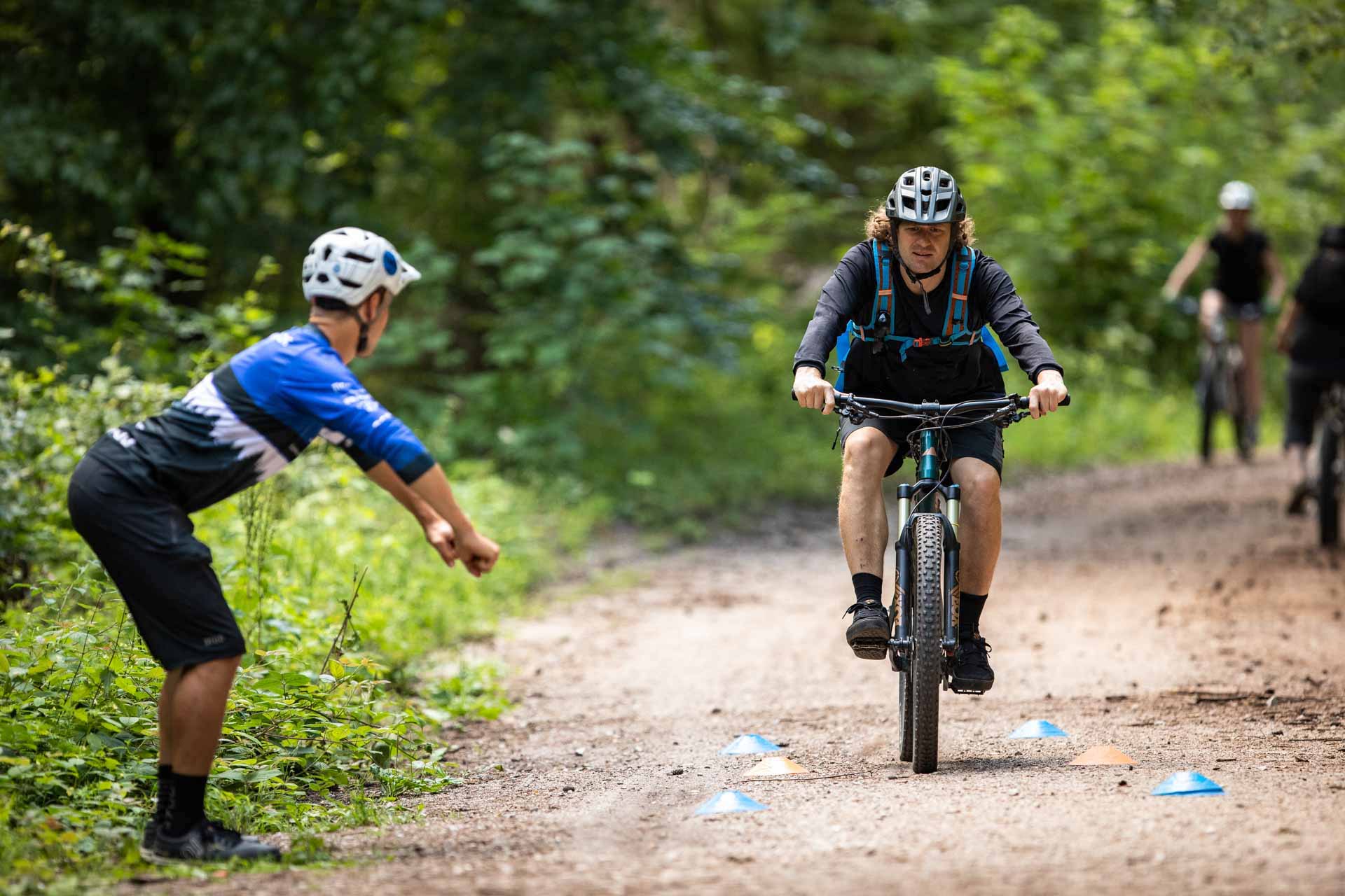 MTB Fahrtechnik Kurs für Einsteiger in Solingen - Mountainbike Basic - Rock my Trail Bikeschule