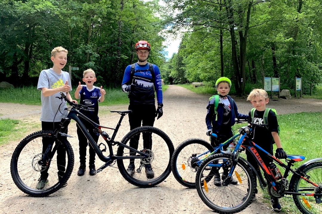 MTB Kinder Fortgeschritten Fahrtechnin Kurs Siegen - Rock my Trail Bikeschule