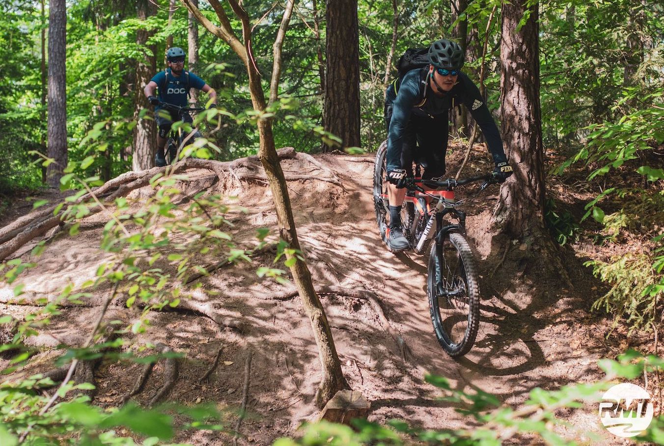 MTB Fahrtechnik Kurs für Einsteiger im Trailground Brilon - Mountainbike Basic - Rock my Trail Bikeschule Sauerland