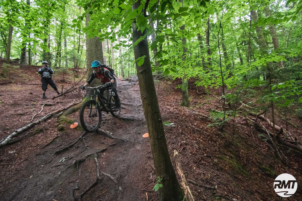MTB Fahrtechnik Kurs Fortgeschrittene in Jena - Mountainbike Fortgeschritten - Rock my Trail Bikeschule