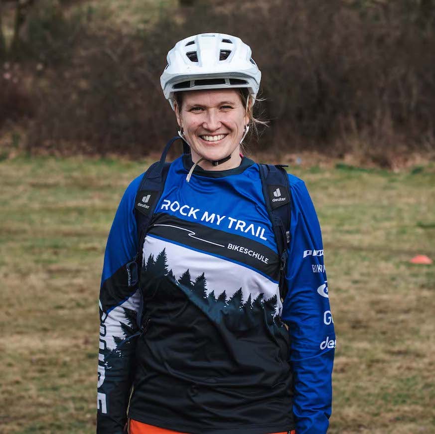Rock my Trail Bikeschule Fahrtechnik Trainer - Julia Spannenkrebs