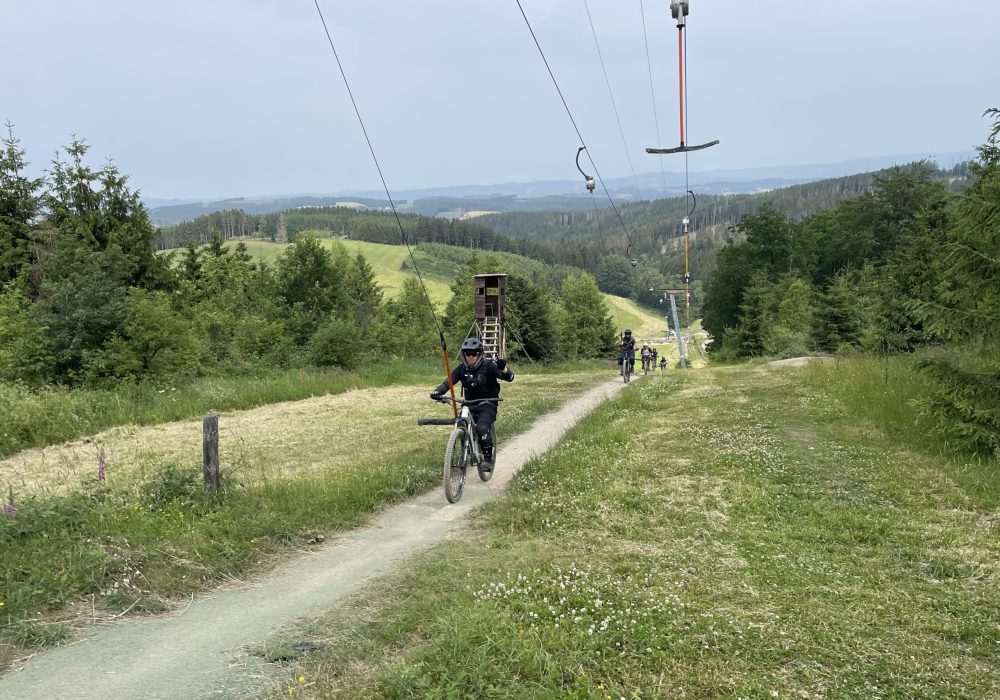 Bikepark Basics+ Fahrtechnik Kurs in Albstadt - Fahrtechnik Training Rock my Trail Bikeschule