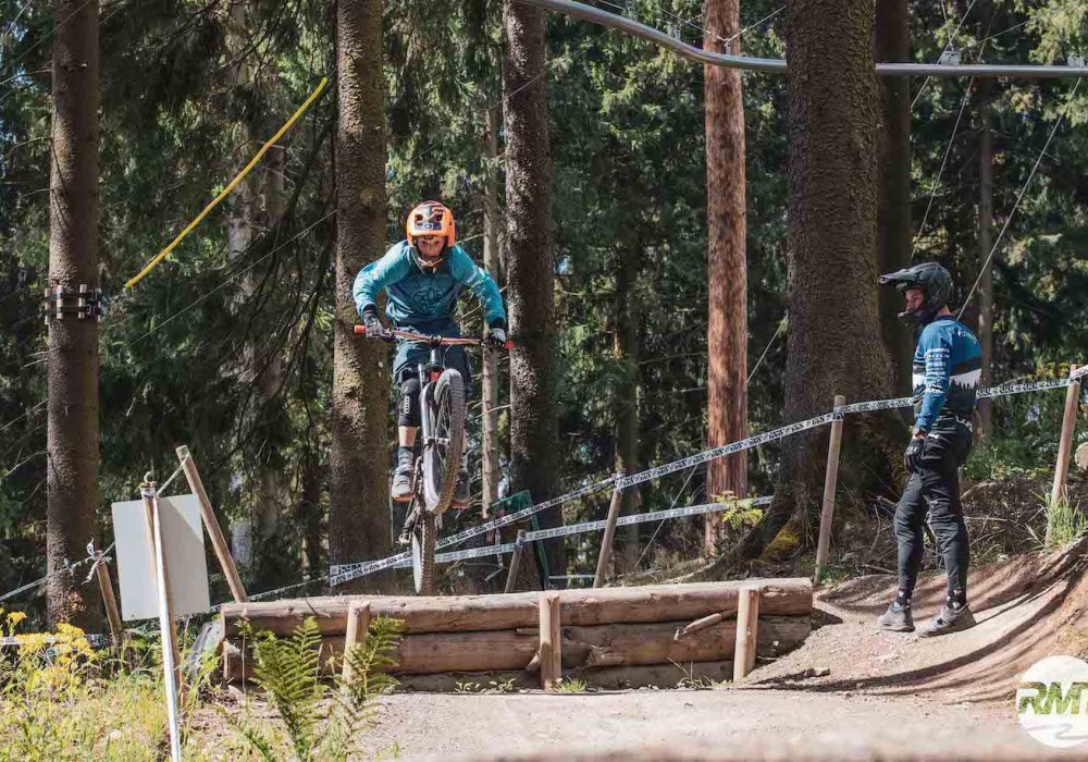 Bikepark Olpe Kinder Kurs Fahrtechnik Basic Training 8-12 Jahre - Rock my Trail Bikeschule