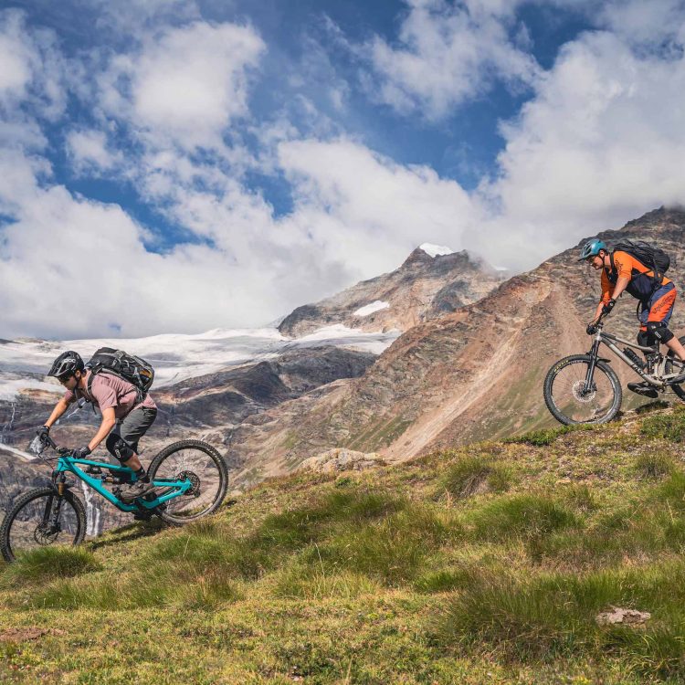 GraubündenCross MTB TransAlp AlpenCross Schweiz Rock my Trail Reisen Bike3