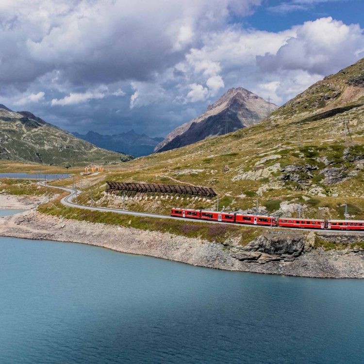 GraubündenCross MTB TransAlp AlpenCross Schweiz Rock my Trail Reisen Bike5