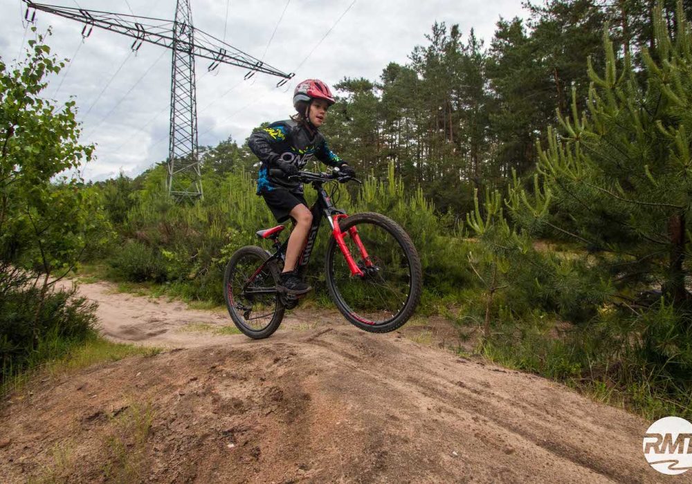 Mountainbike Kinder Kurs in Gera - 8-12 Jahre Kids - Rock my Trail Fahrtechnik Bikeschule GmbH